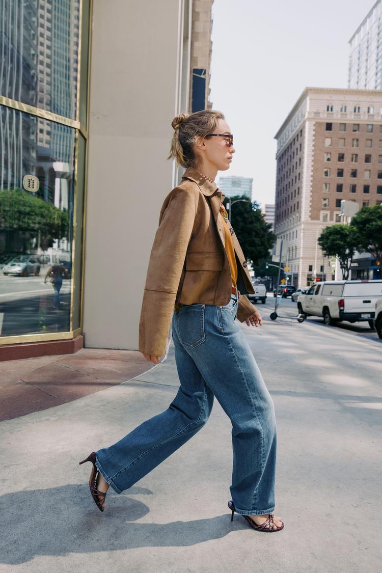 Mira | Classic Button Jacket