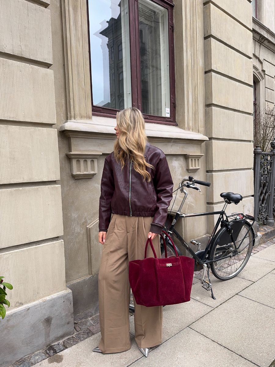 Lily | Suede Shoulder Bag