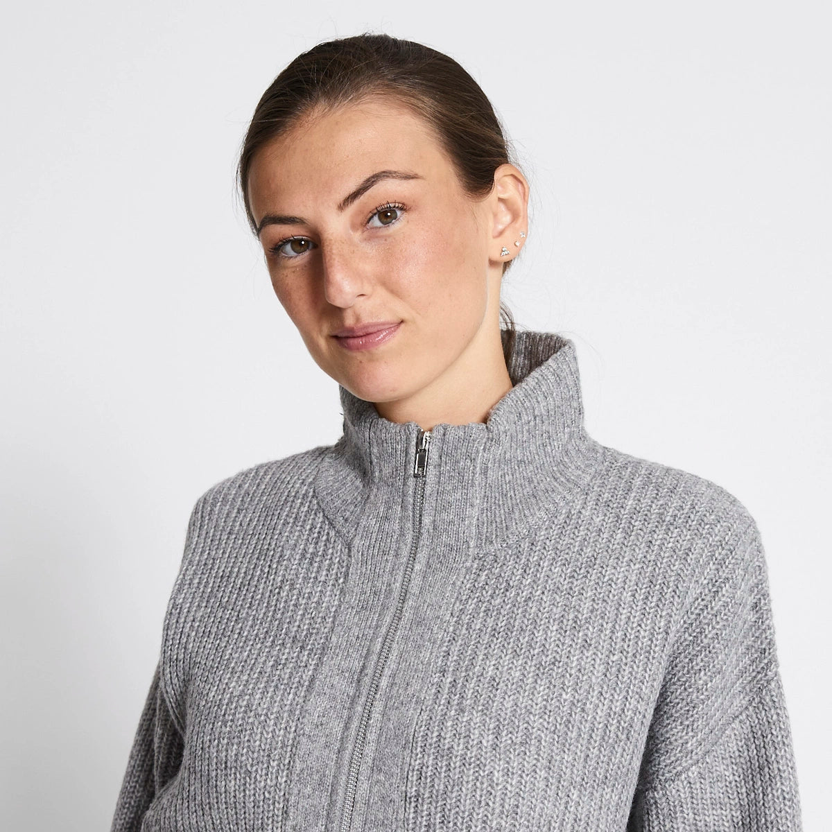 Liora | Ribbed Zip Cardigan