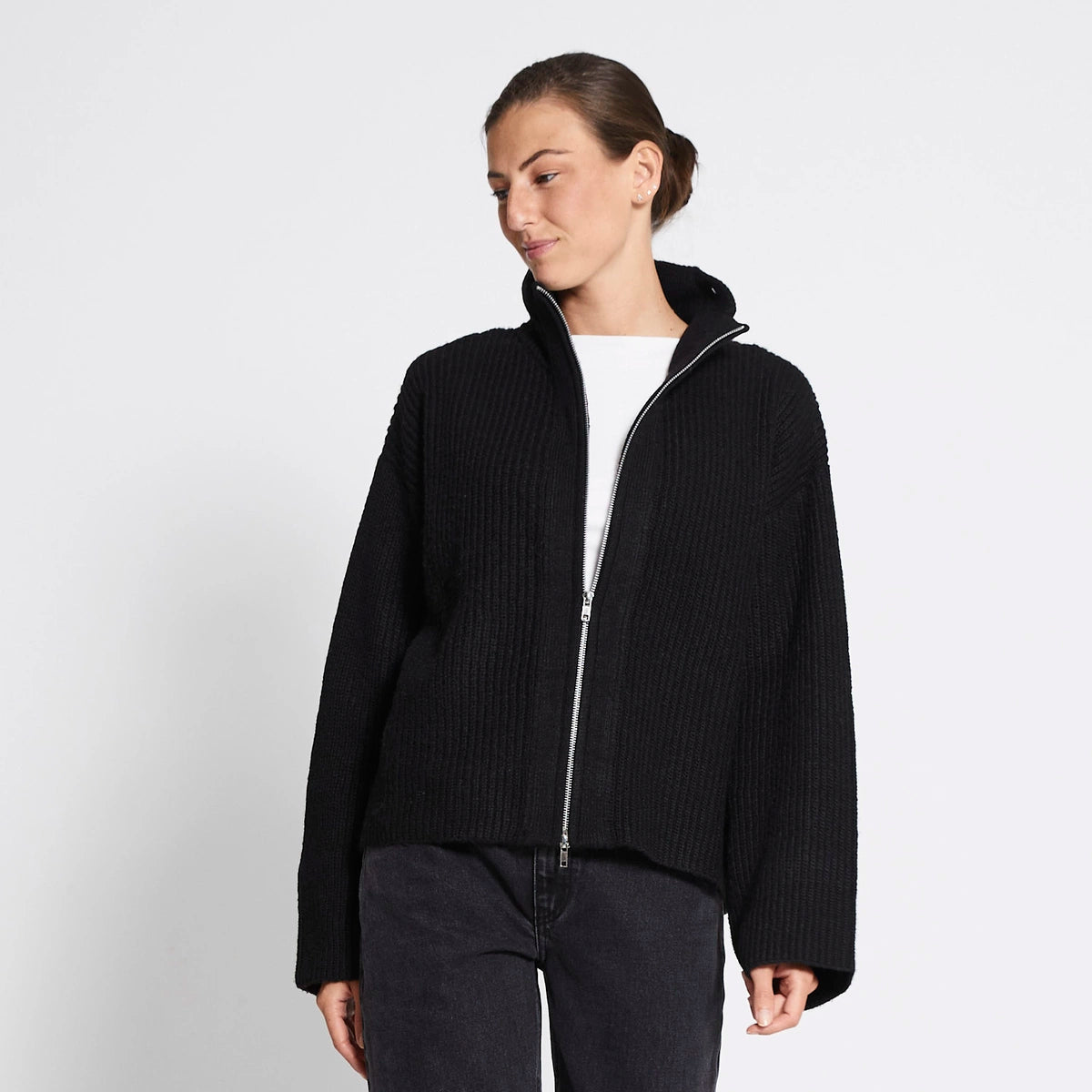 Liora | Ribbed Zip Cardigan