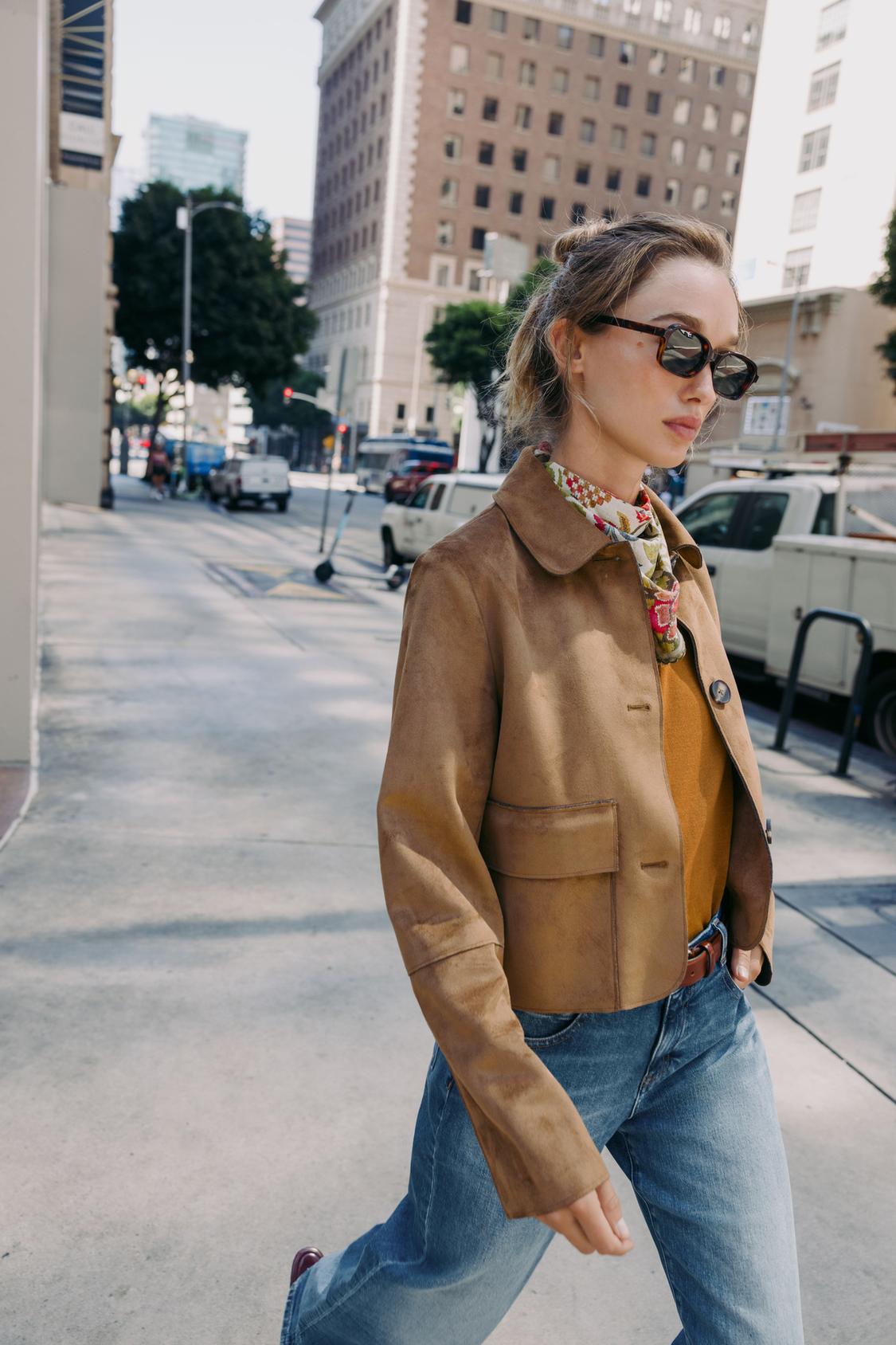 Mira | Classic Button Jacket