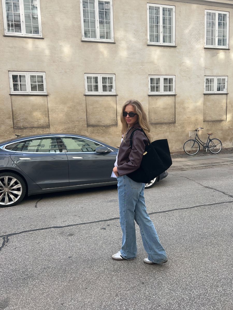 Lily | Suede Shoulder Bag