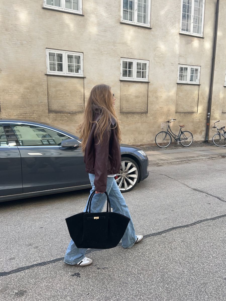 Lily | Suede Shoulder Bag